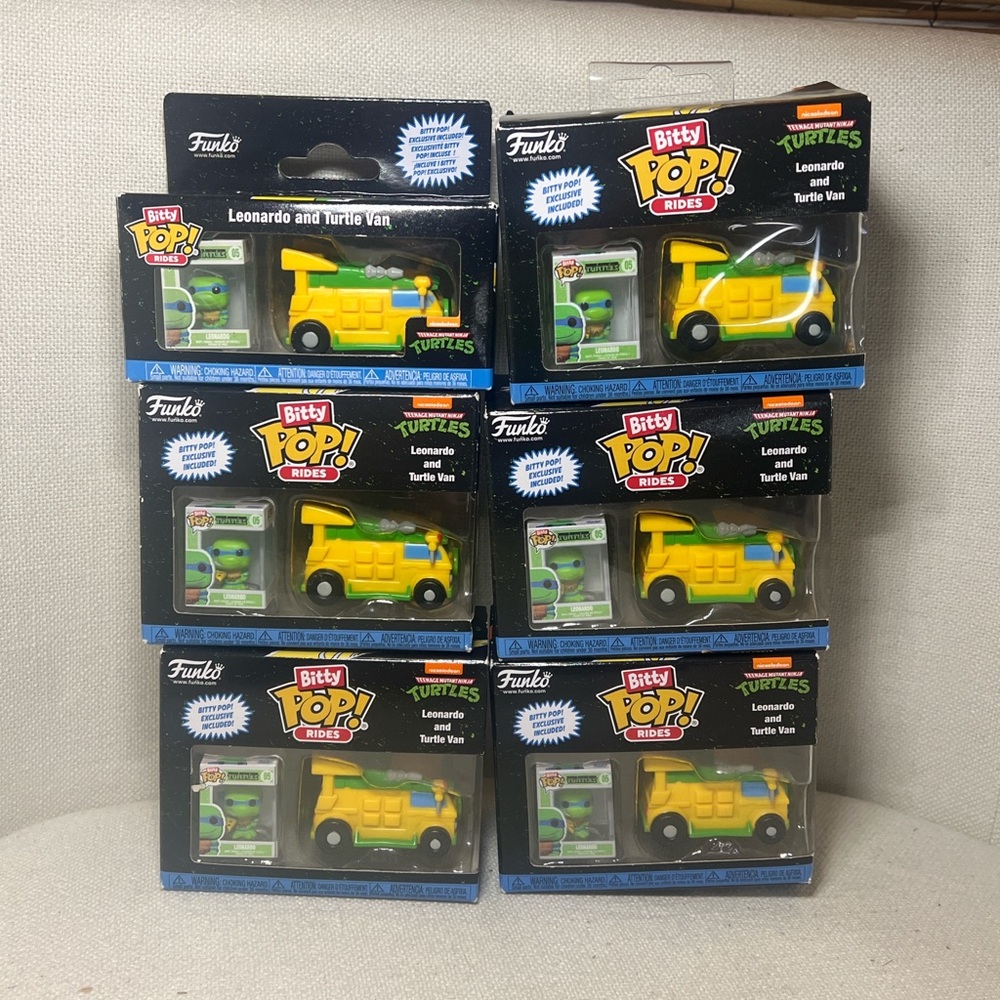 Funko Bitty Pop! Rides Teenage Mutant Ninja Turtles Leonardo Yellow Turtle Van